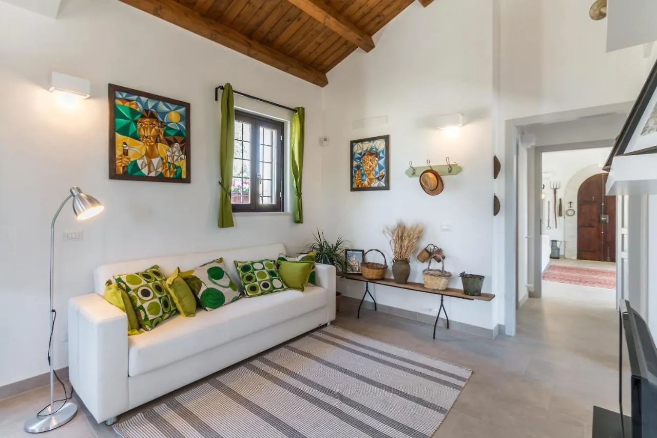 Villa Trappeto Dellago With Sea View, Pool, Parking & Wi-Fi Avola Italy