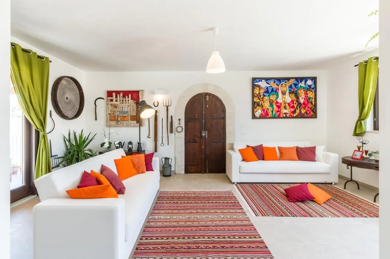 Trappeto Dellago With Sea View, Pool, Parking & Wi-Fi Avola Villa