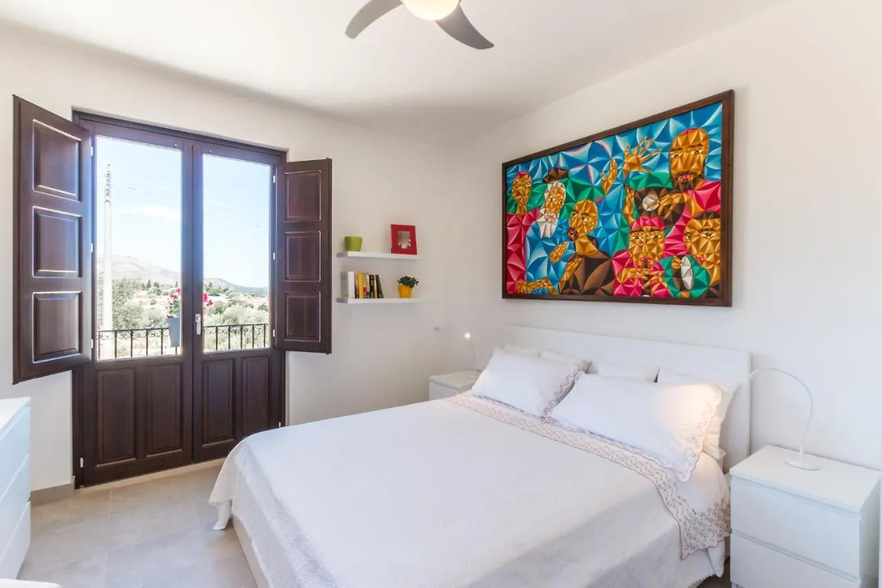 Trappeto Dellago With Sea View, Pool, Parking & Wi-Fi Avola Villa