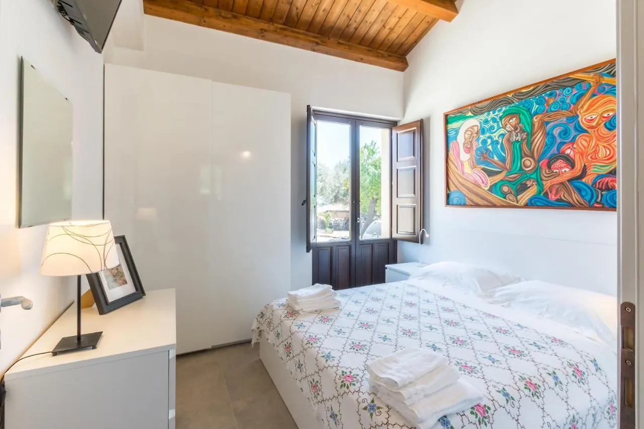 Trappeto Dellago With Sea View, Pool, Parking & Wi-Fi Avola Villa